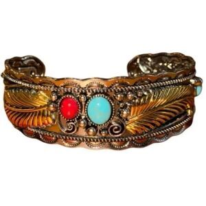 NWT southwestern style costume bracelet